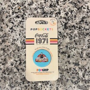 Coca Cola PopSocket 1971 The Unity Collection Limited Edition